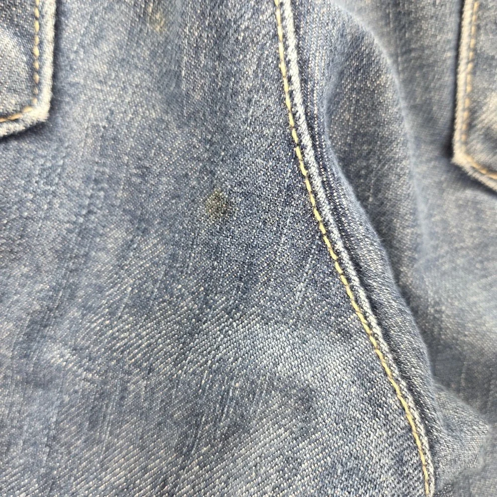 Vintage Levis Engineered Jeans Mens 33x34 Blue Twisted Medium Wash Button Fly